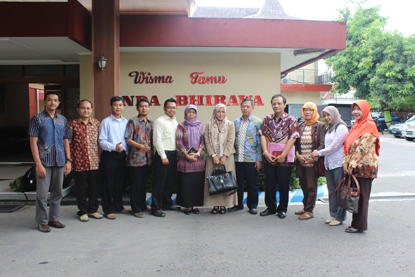 pemkab Universitas Kahuripan Kediri