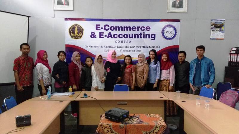 universitas kahuripan kediri, kampus kediri, kampus kahuripan, kuliah kediri, fakultas ekonomi, accounting, online accounting, akuntansi,e-commerce, e-accounting
